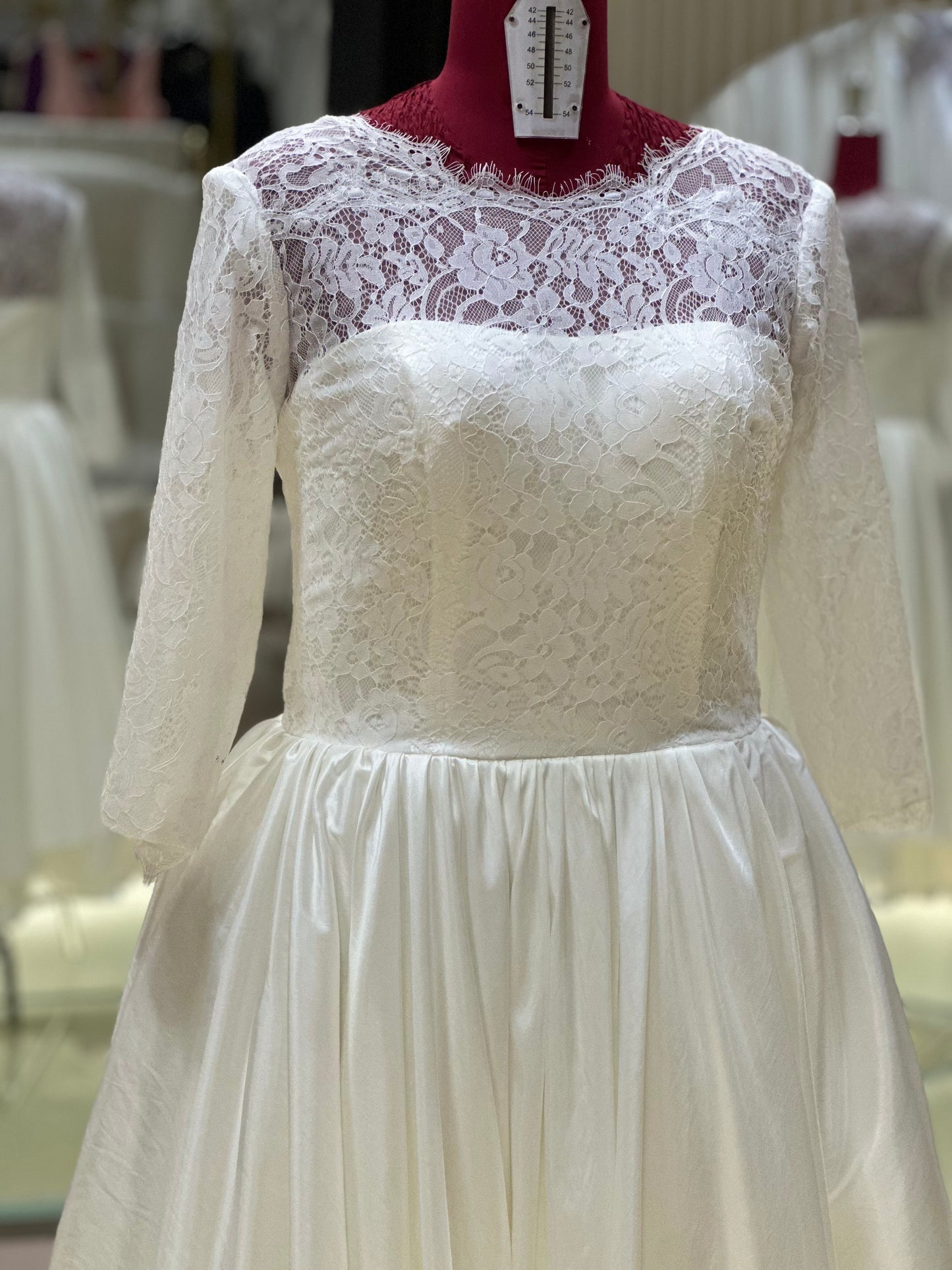 BG-WED-AME-10147 WEDDING GOWN FABRIC HALF LACE SIZE XXL BUST 96 WAIST 79