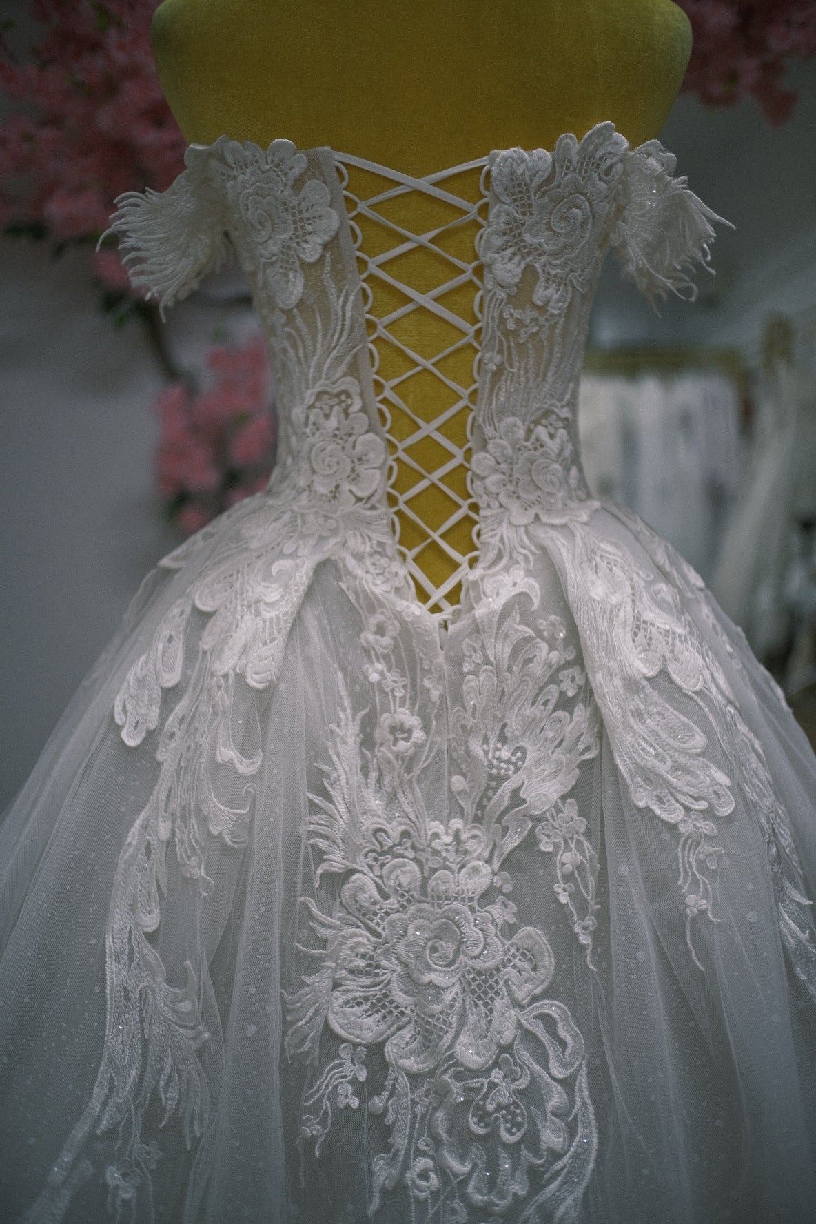 Wedding gown R-0424