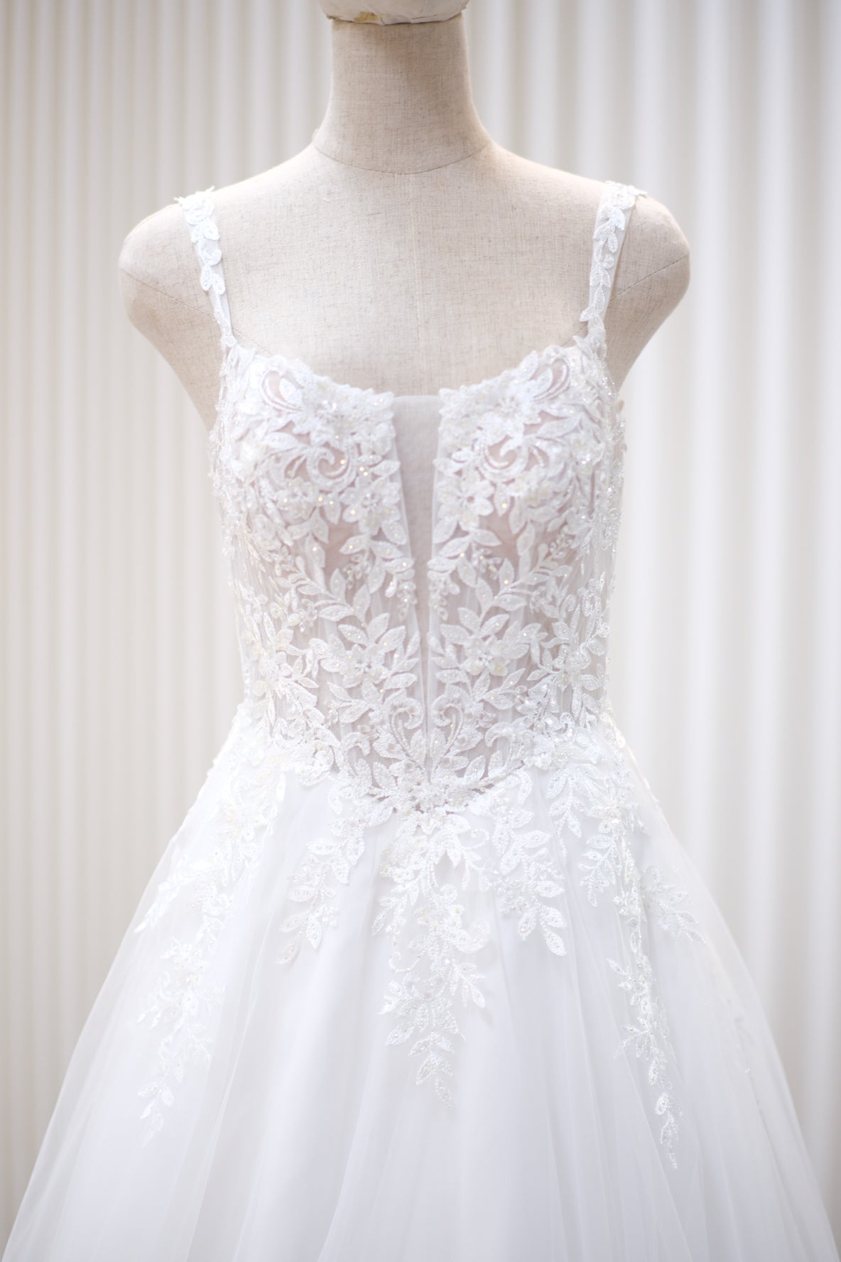 Wedding bridal premium fabric half aplique lace with beaded