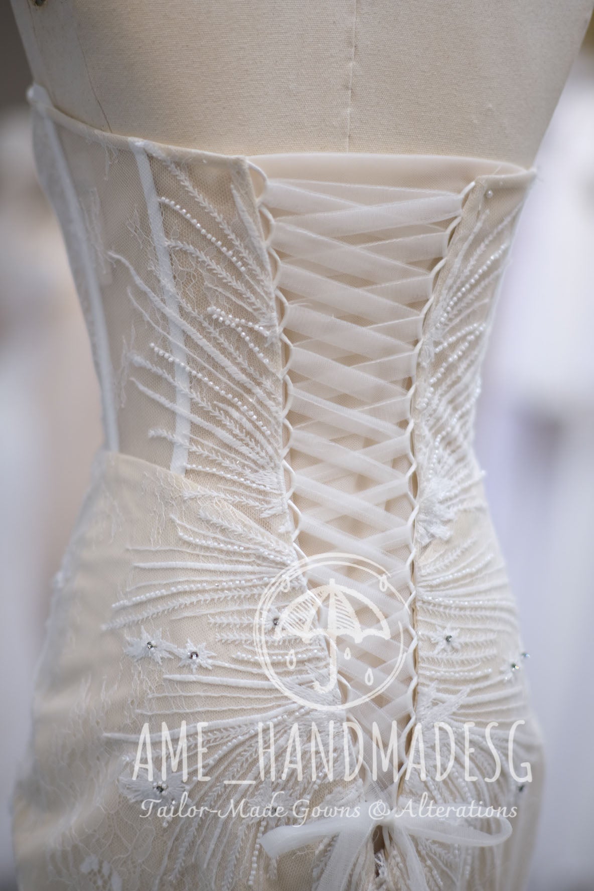 BG-WED-AME-10012 WEDDING GOWN LUX FABRIC FULL FABRIC LACE AND APPLIQUE LACE WITH BEADED SIZE XS