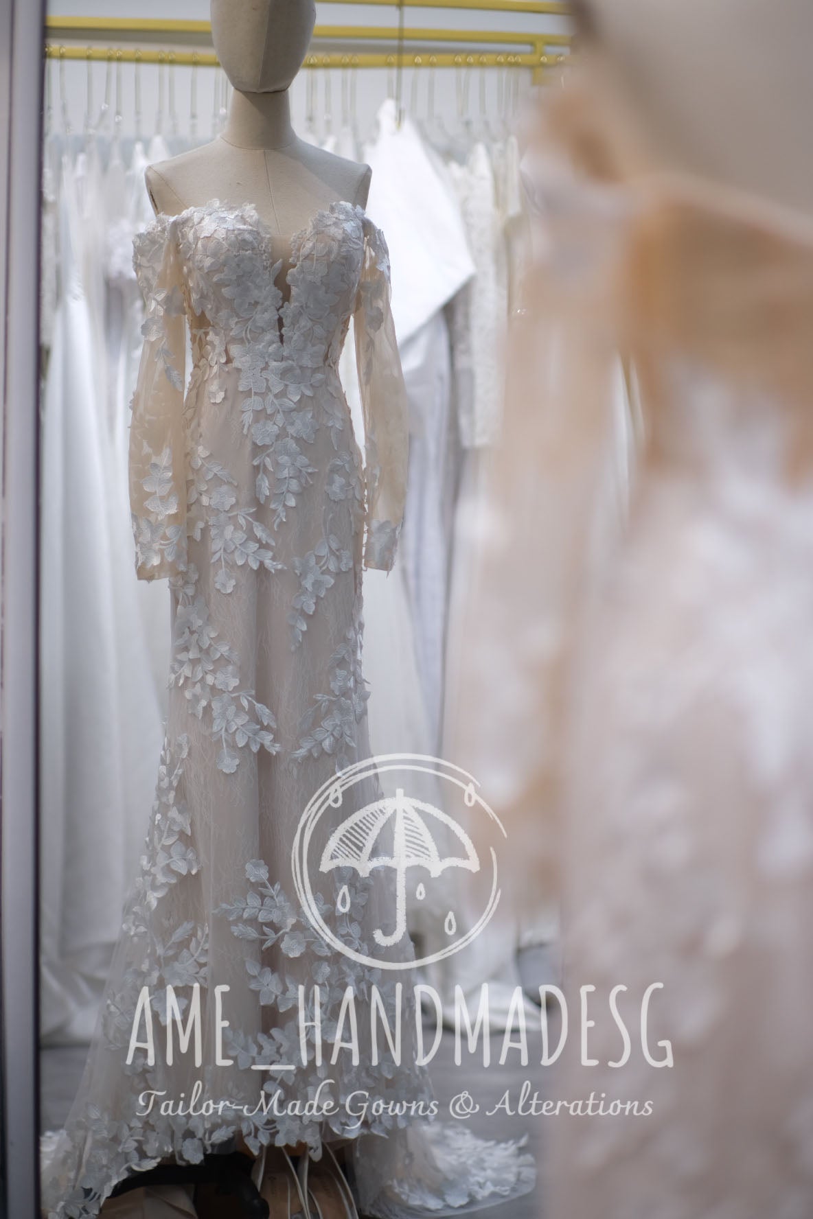 BG-WED-AME-10020 WEDDING GOWN PREMIUM FABRIC FULL APLIQUE LACE SIZE M BUST 84-86 WAIST 68-70