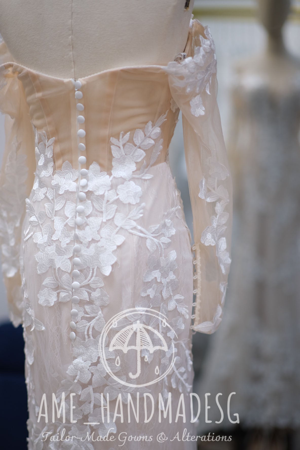 BG-WED-AME-10020 WEDDING GOWN PREMIUM FABRIC FULL APLIQUE LACE SIZE M BUST 84-86 WAIST 68-70