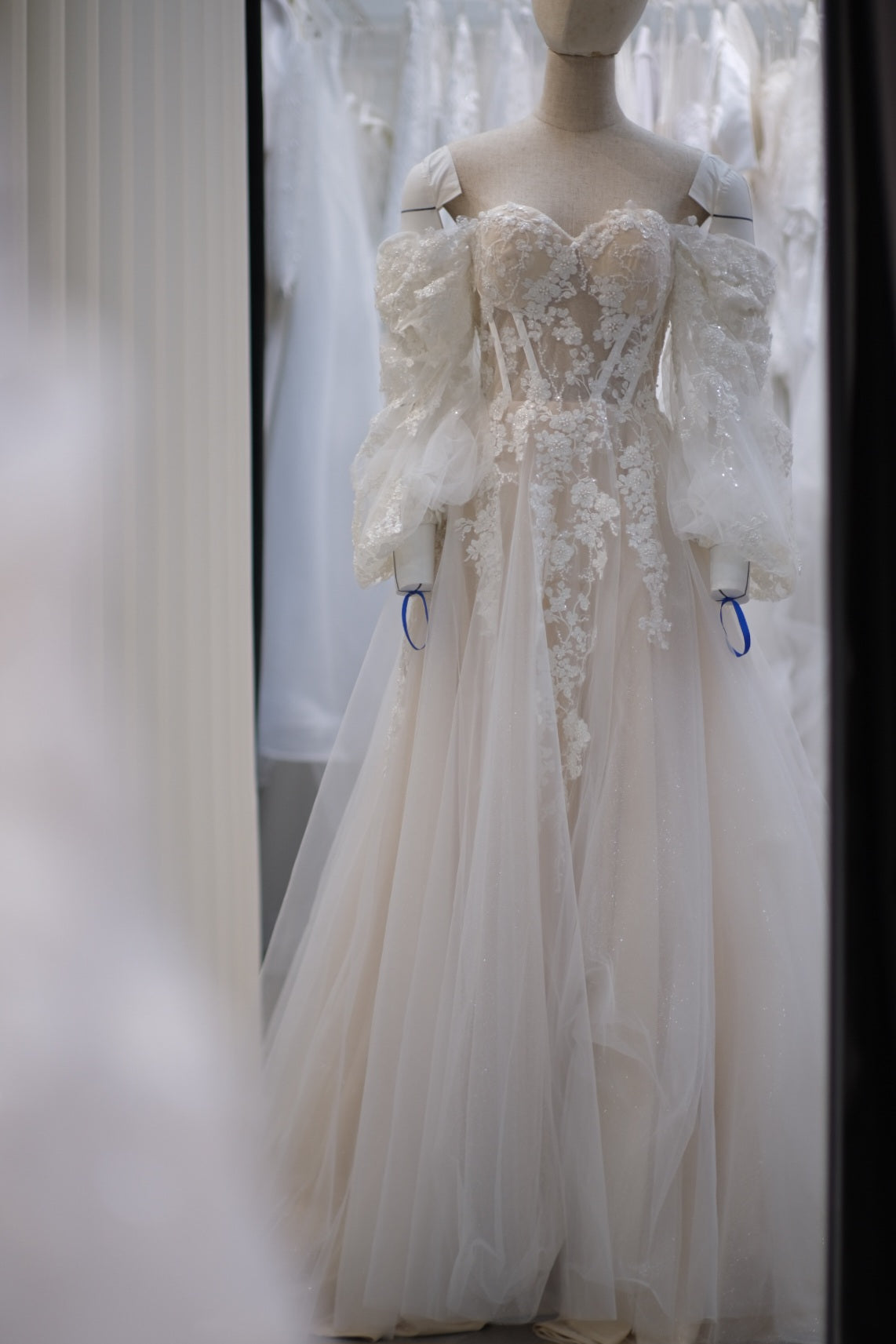 Wedding bridal gown BG-WED-AME-10028