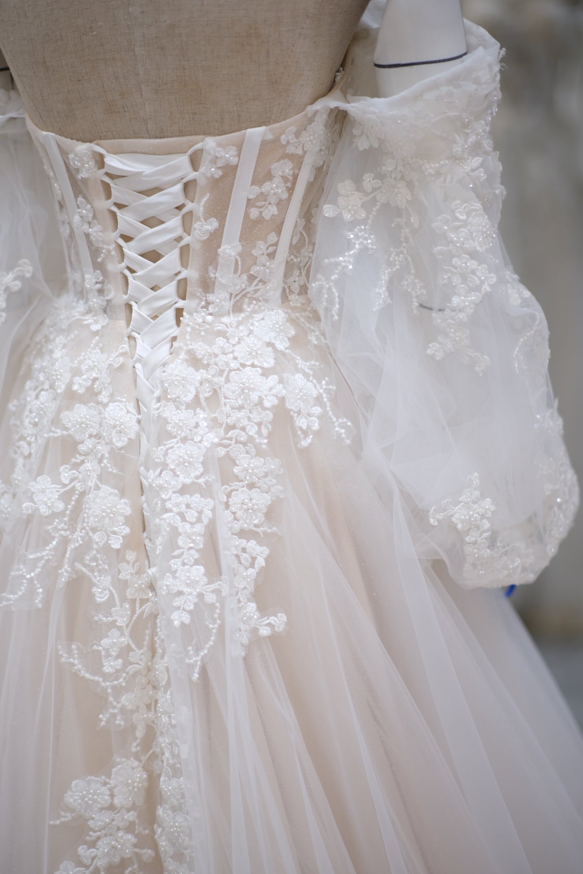 Wedding bridal gown BG-WED-AME-10028