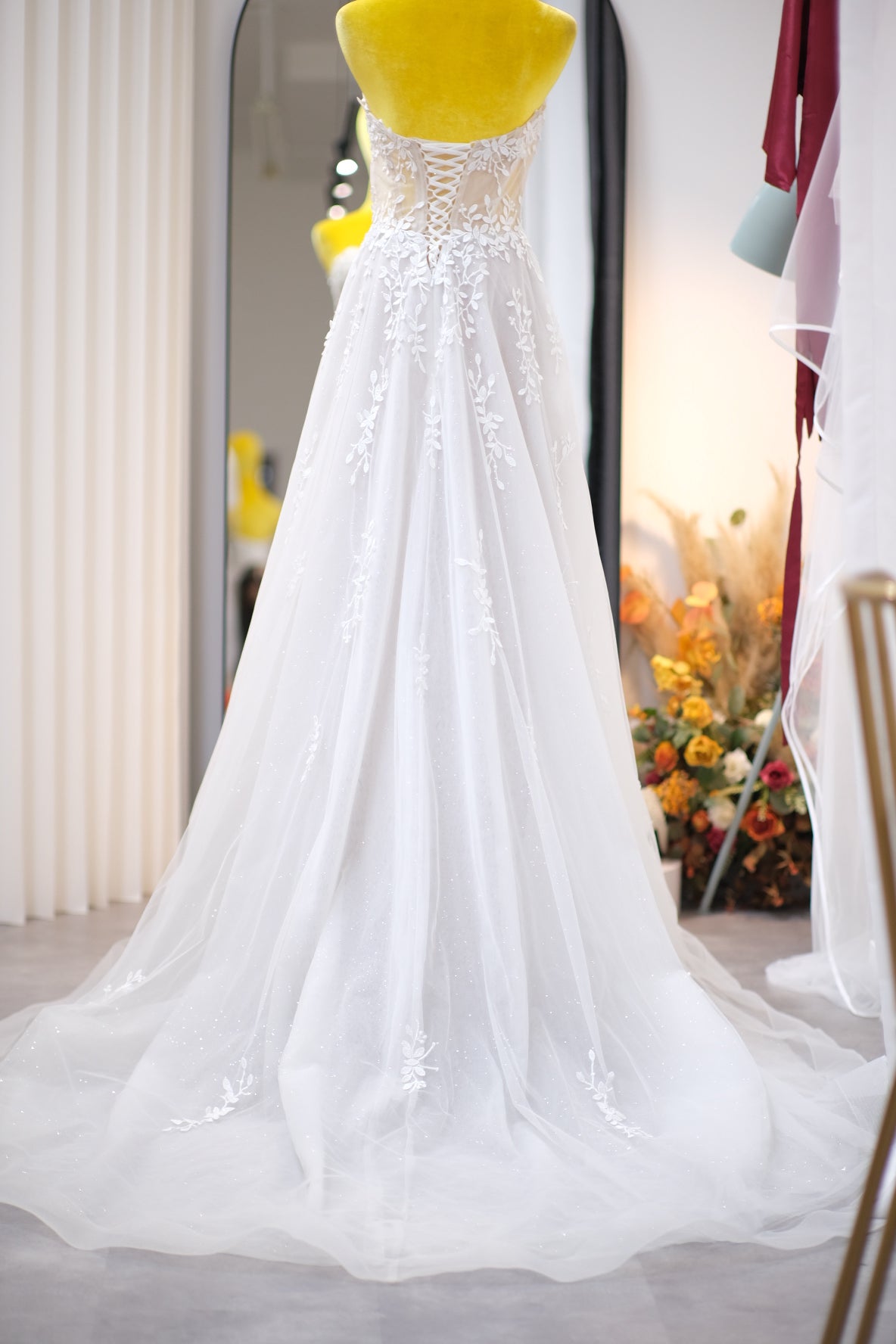 BG-WED-AME-10035 WEDDING GOWN LUX FABRIC, FULL FABRIC LACE SIZE S BUST 80-84 WAIST 66-68 HIPS 96