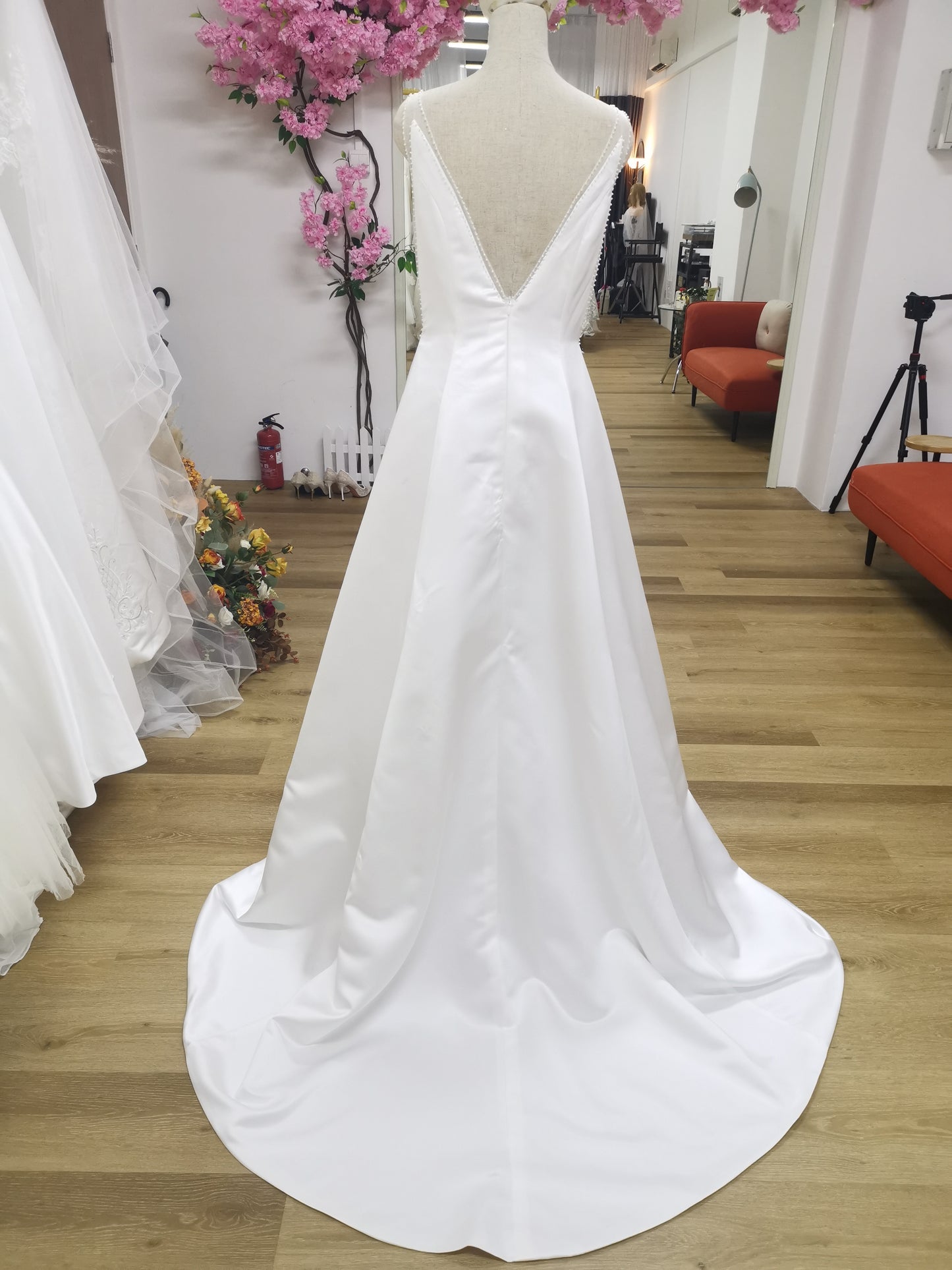 Wedding Bridal Gown R-0442