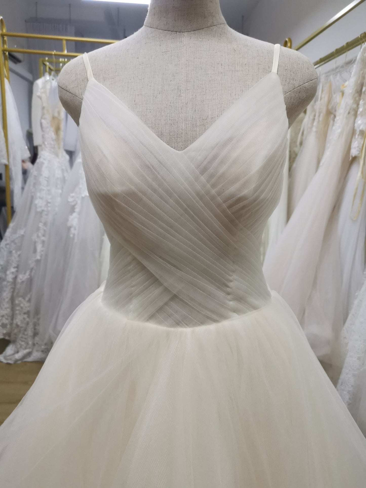 Wedding bridal gown R-0441