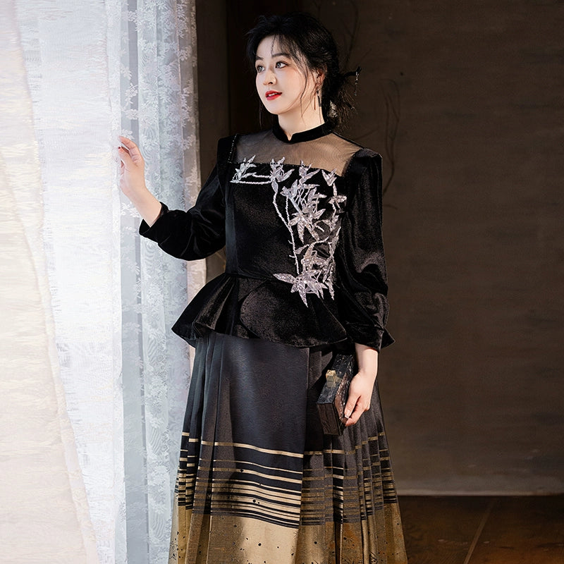 Chinese Long-Sleeve Wedding Hanfu Dress