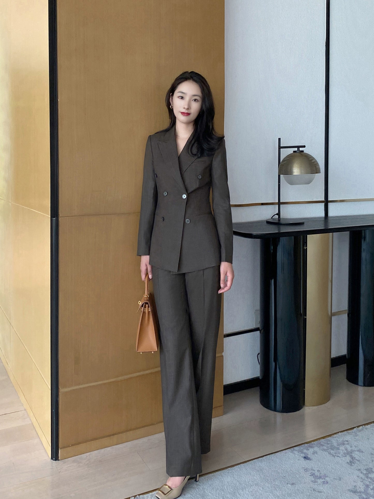 Coffee-Colored Classic Women’s Double-Breasted Suit with Straight Trousers