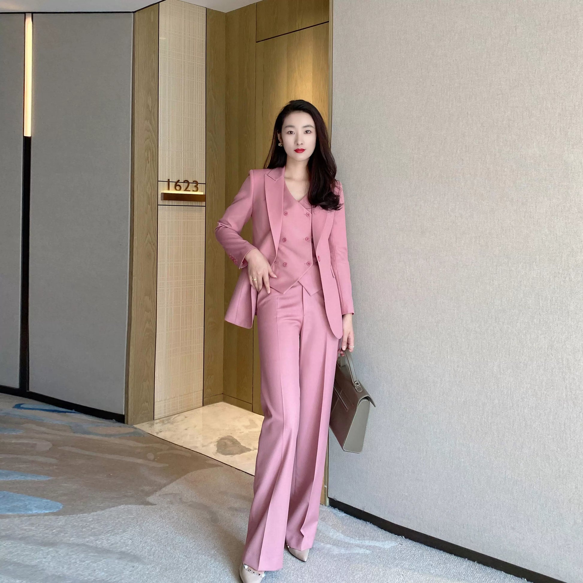 Rose Pink Professional Three-Piece Women's Suit with High-Waist Pants