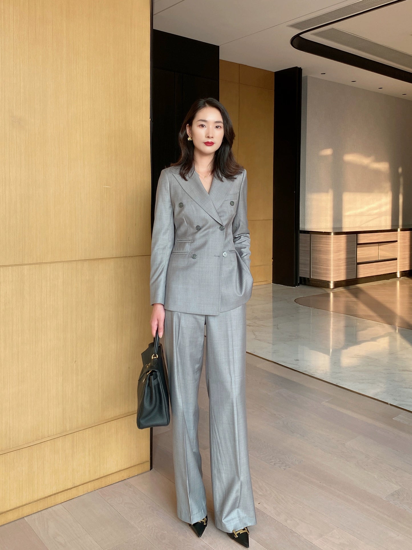 Elegant Light Grey Autumn Women Suit with Wide‑Leg Trousers