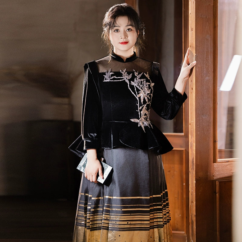 Chinese Long-Sleeve Wedding Hanfu Dress