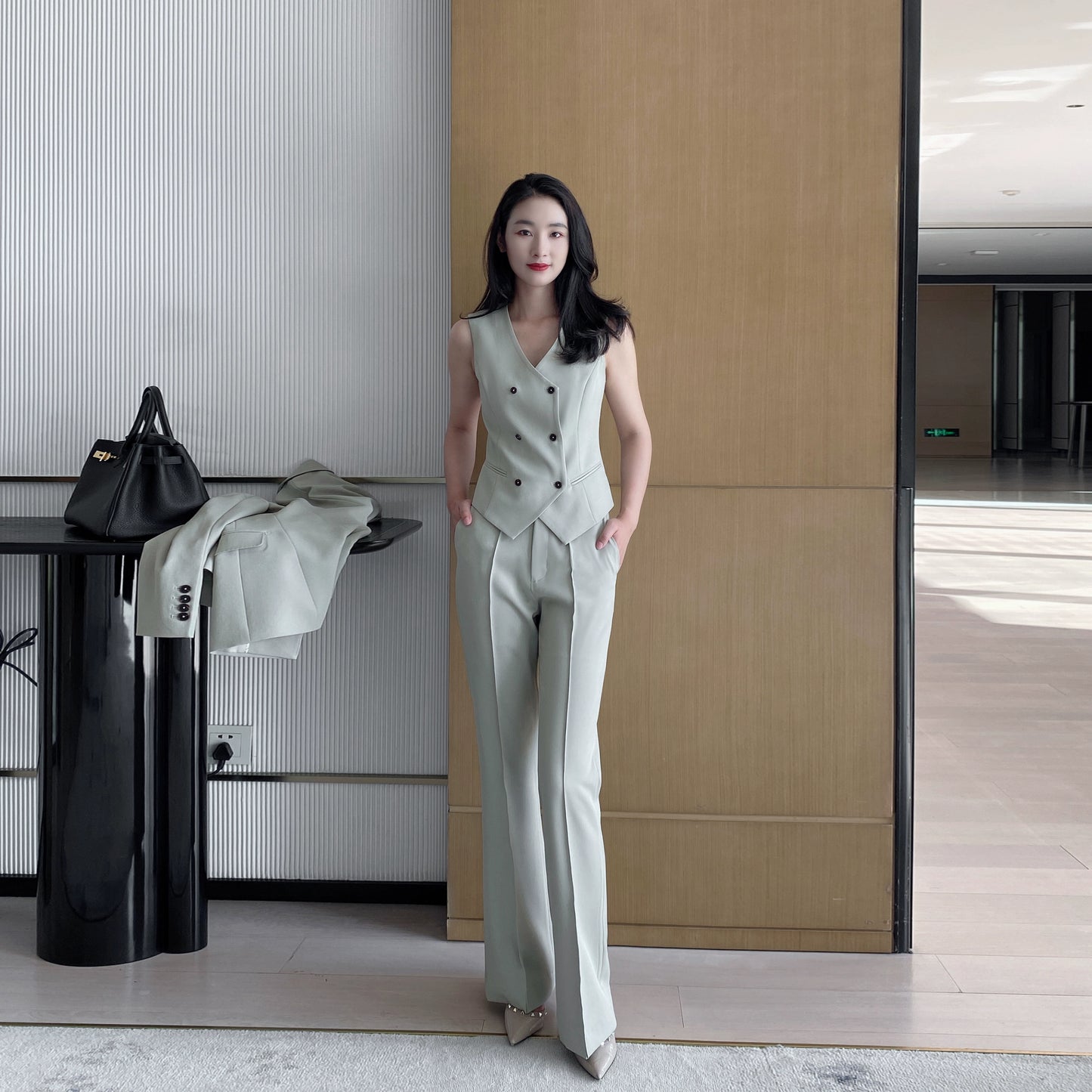 Elegant Khaki Women's Three-Piece Suit with Jacket Vest Flared Trousers