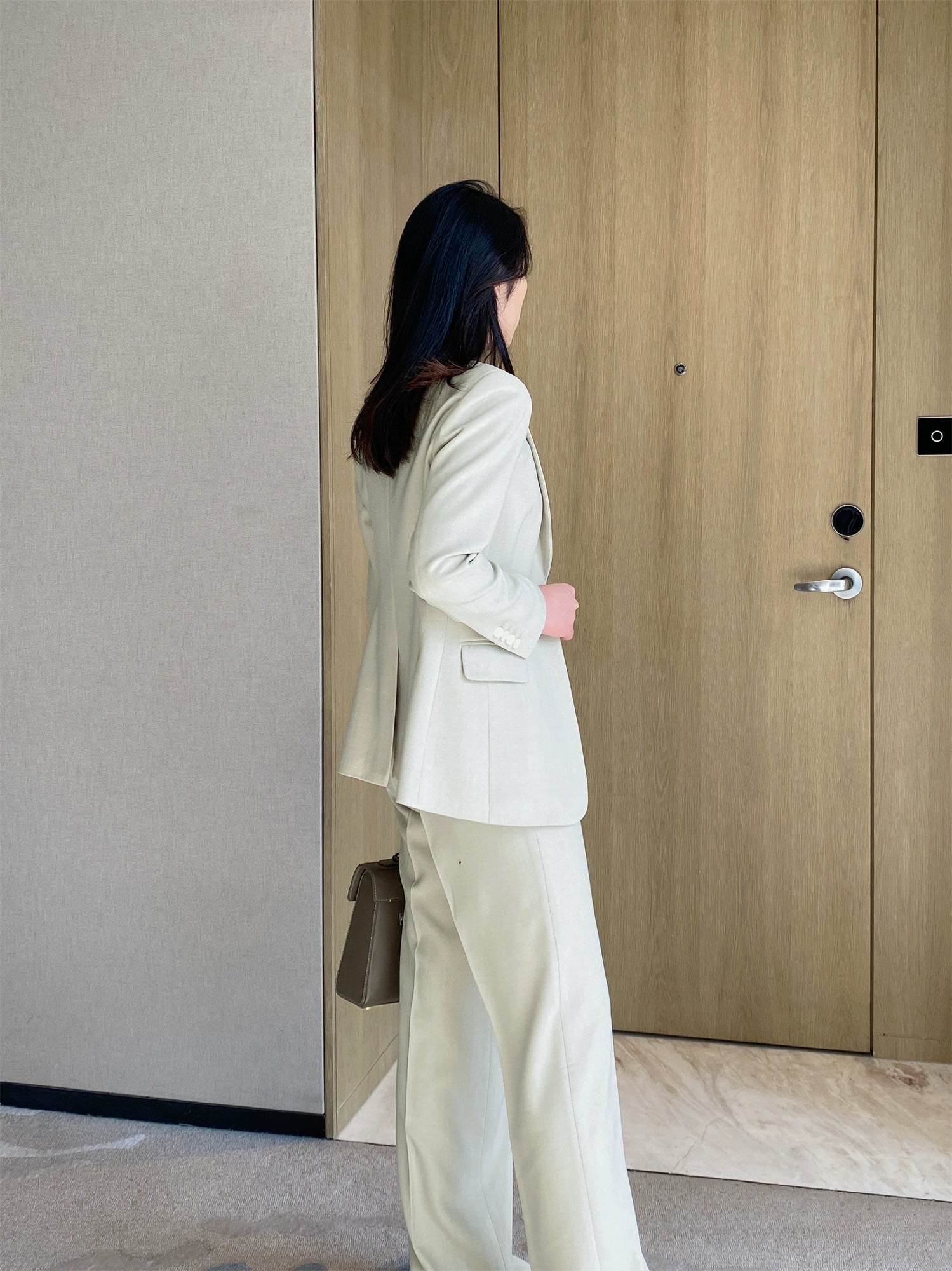 Cream Green Oversized Leisure Suit Set with Straight Trousers