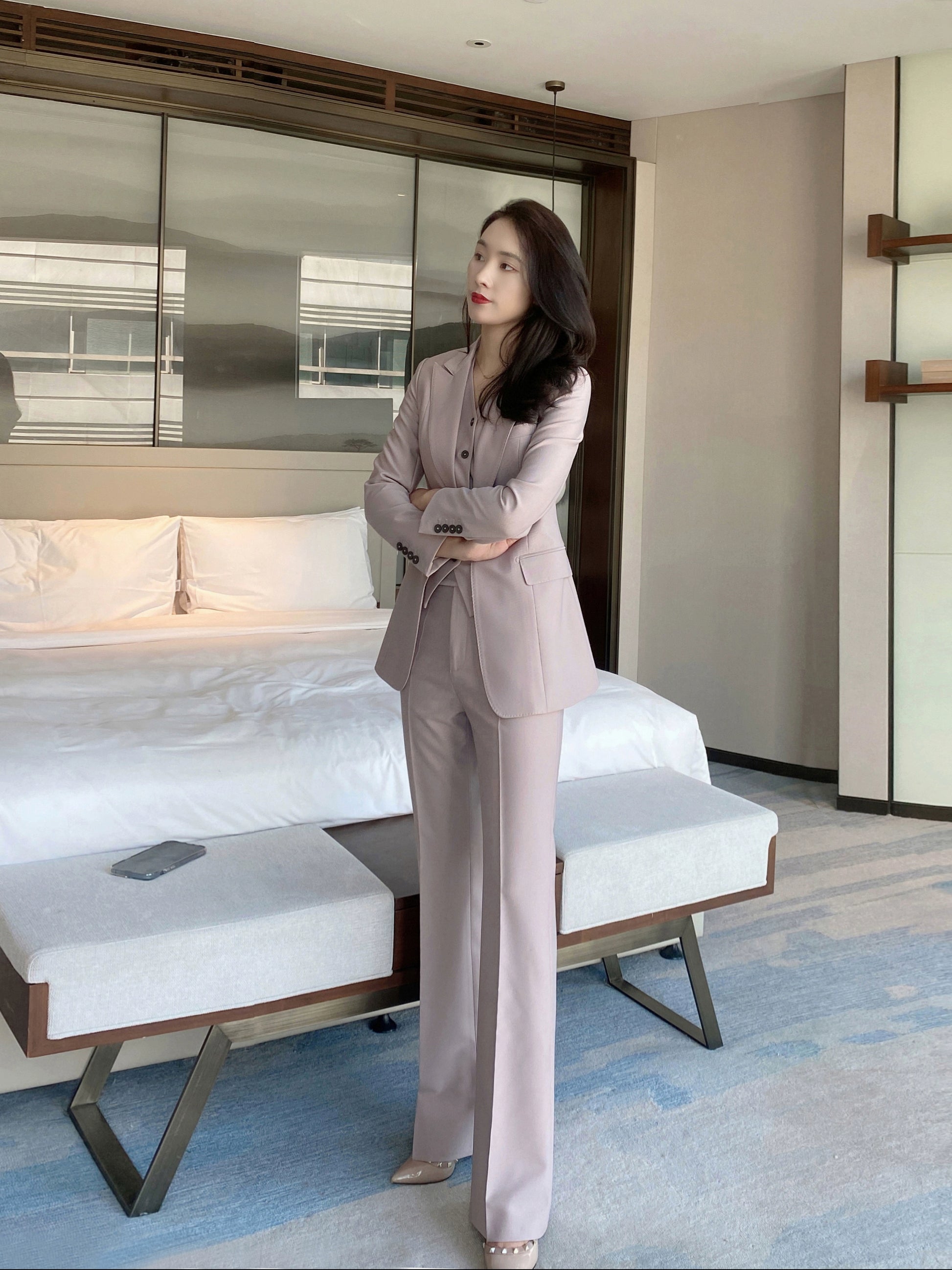 Elegant Pale Pinkish Gray Wool 3-Piece Women's Suit Set