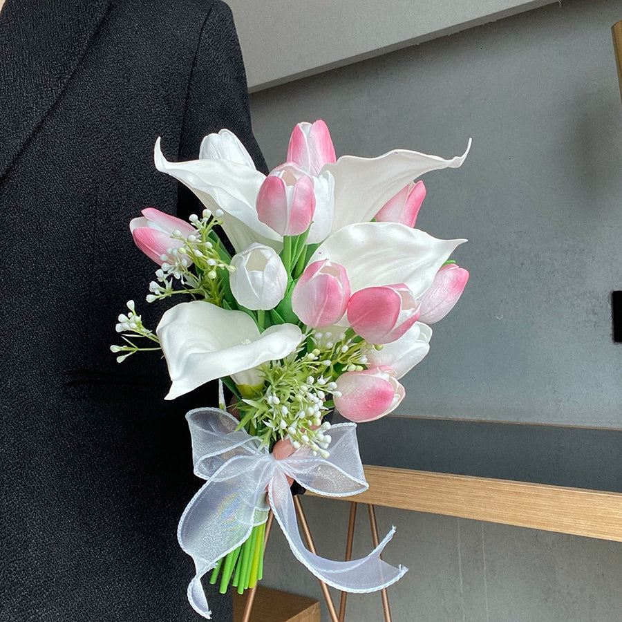 Two bunches of two-in-one simulated flowers, pink tulip calla lily, hand-held flowers, wedding certificate and graduation photo