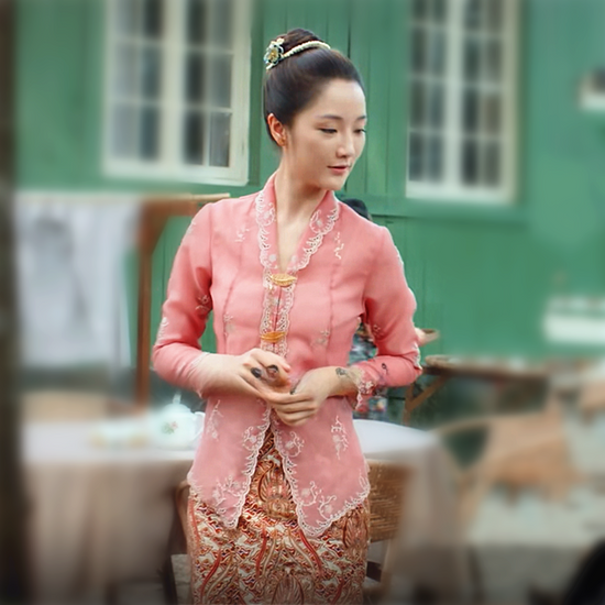 Fuchsia Embroidered Slim Fit Cardigan