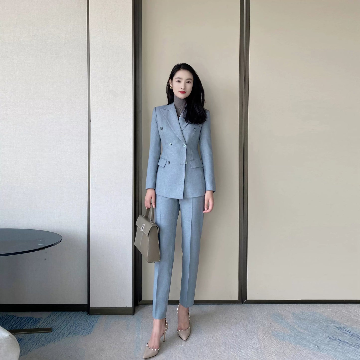 Elegant Blue Wool Suit Jacket with Tailored Winter Trousers