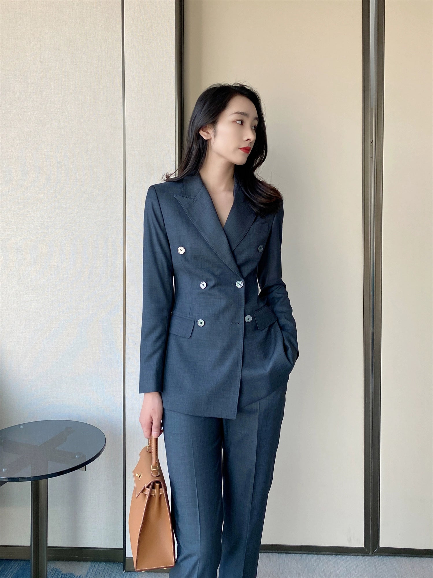 Elegant Dark Gray Wool Suit Set for Autumn Professionals
