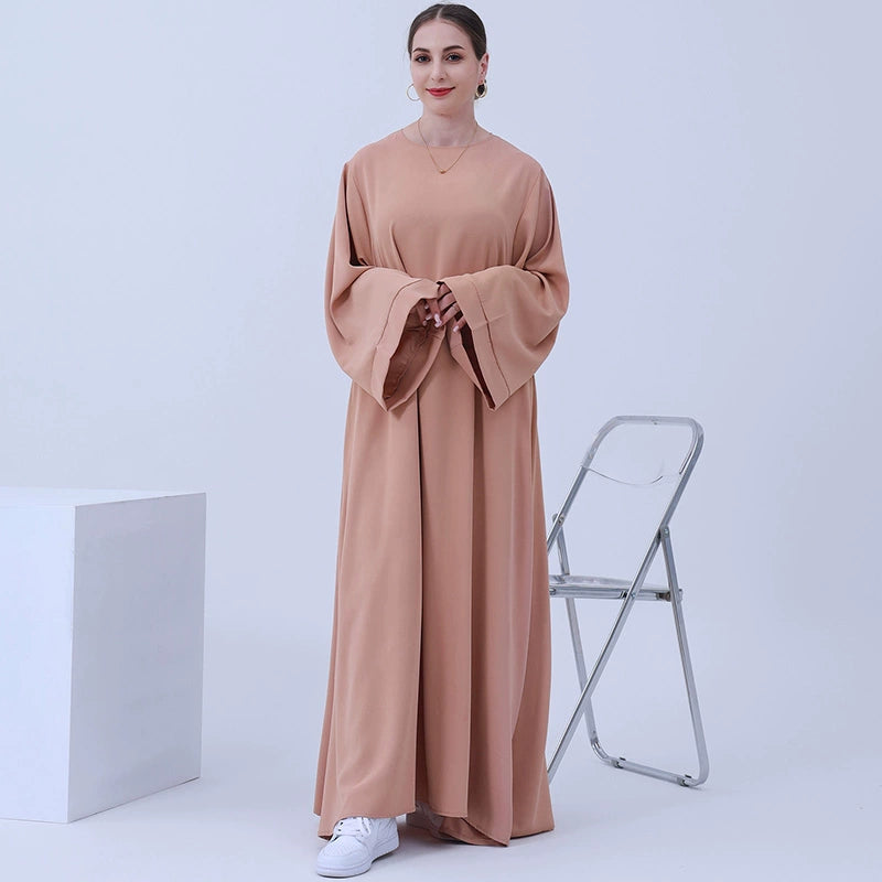 Elegant Middle Eastern Arab Women's Round Neck Ethnic Dress