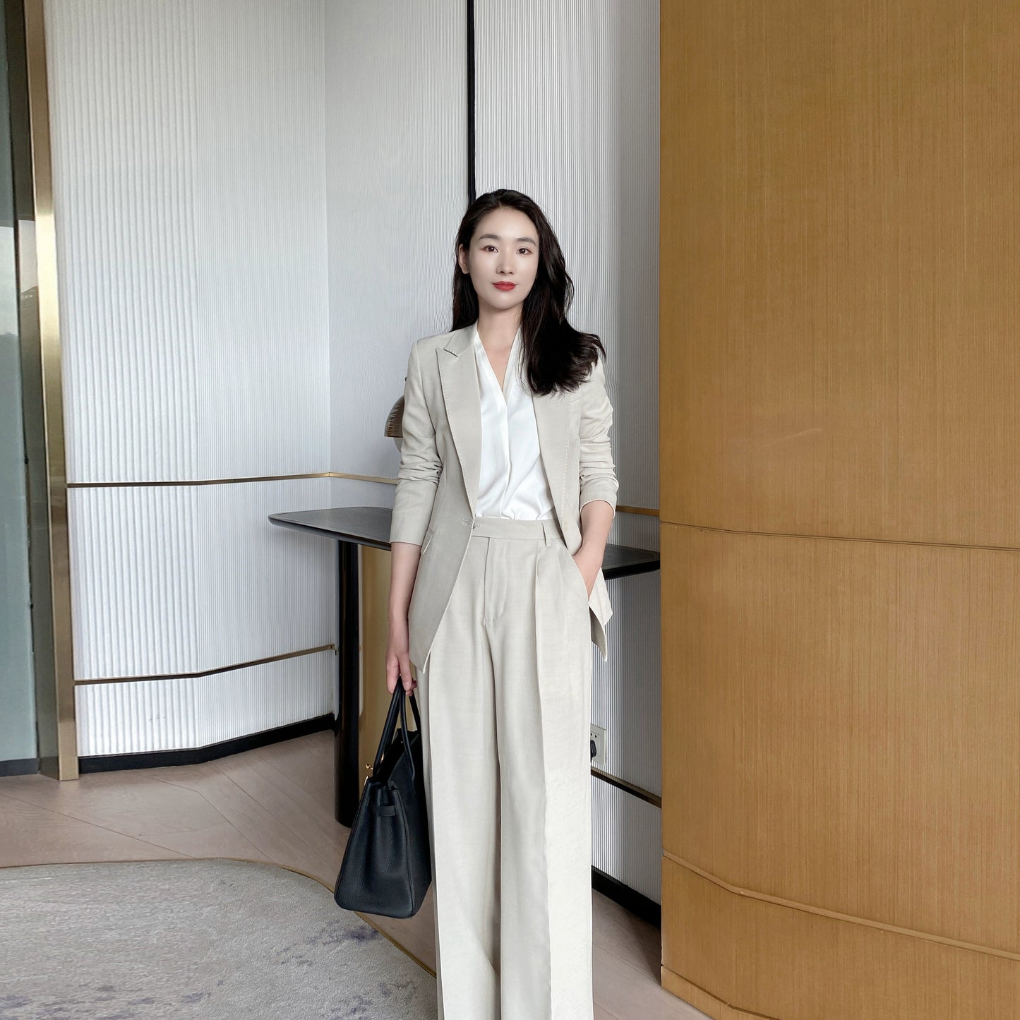 Fish Belly White Loose-Fit Autumn Women's Suit Set