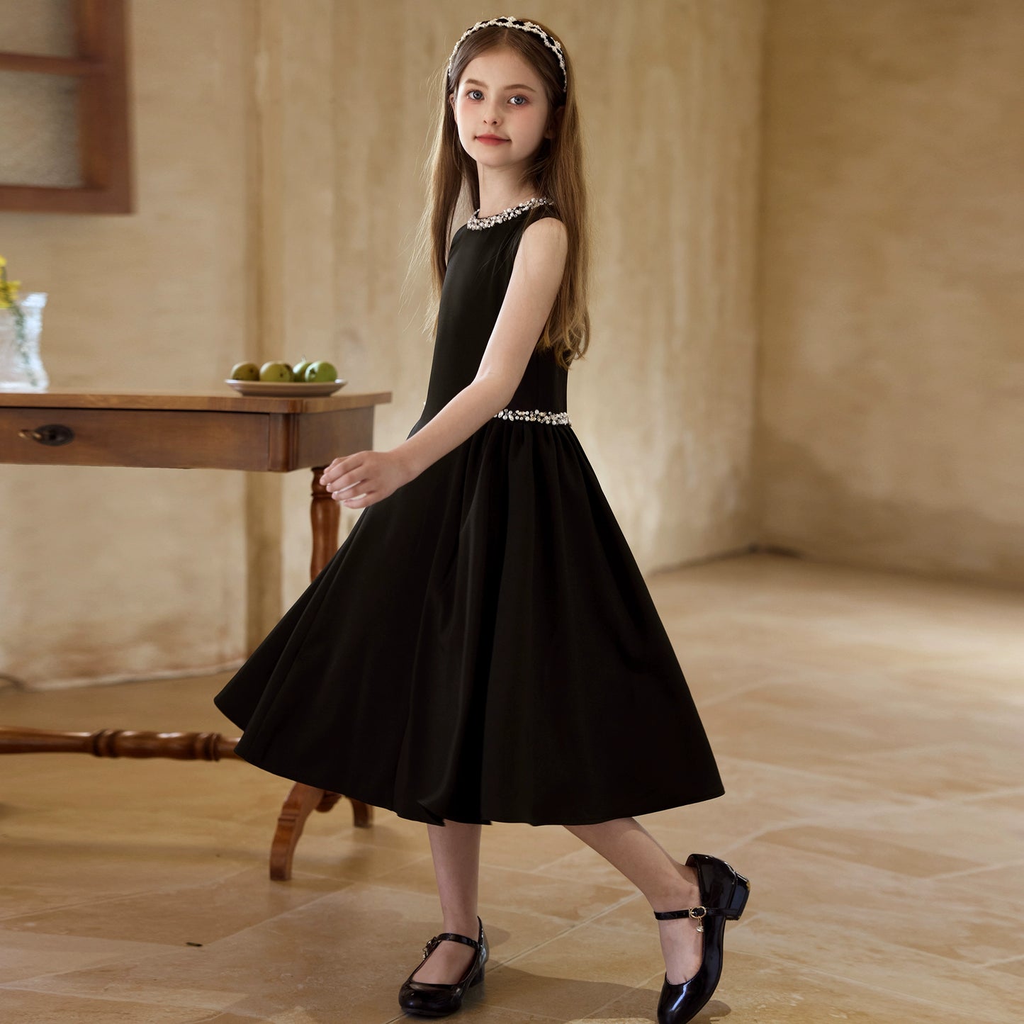 Elegant Piano Performance Costume