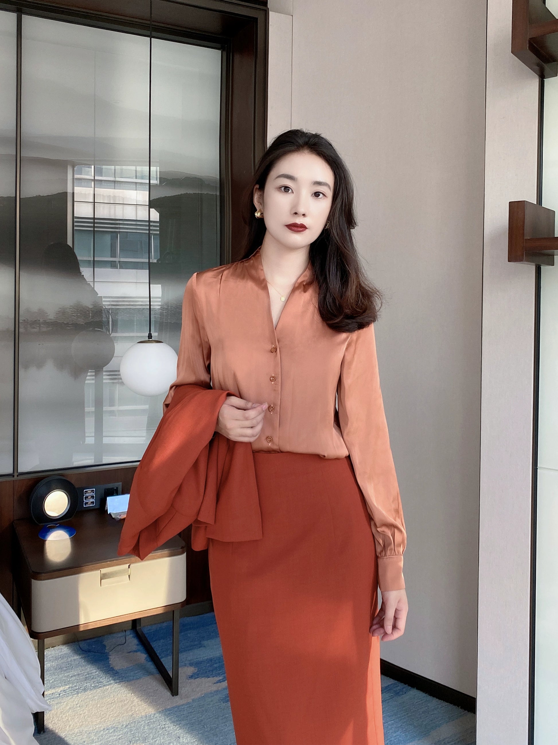 Rust Red V‑Neck Slim‑Fit Autumn Work Shirt for Women