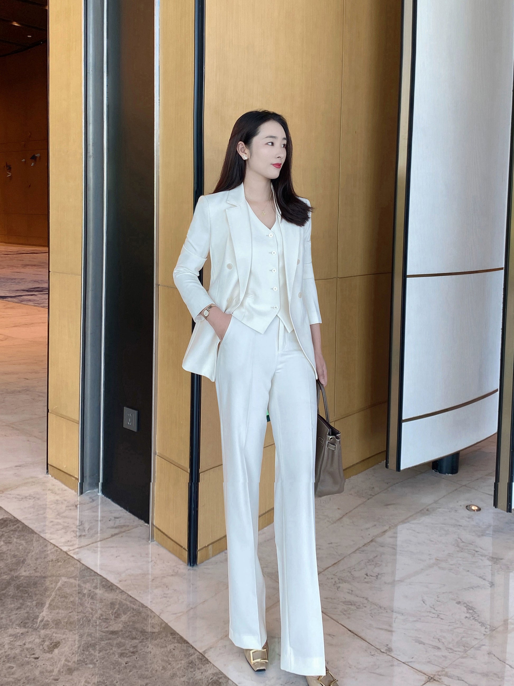 Elegant White Autumn 3‑Piece Suit Set – Loose Straight Fit
