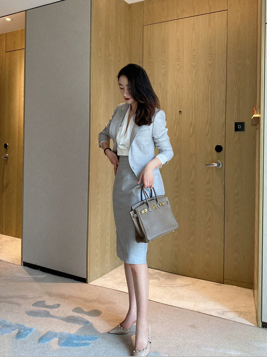Light Grey Autumn Classic Suit – Fitted Jacket & Hip‑Accented Skirt