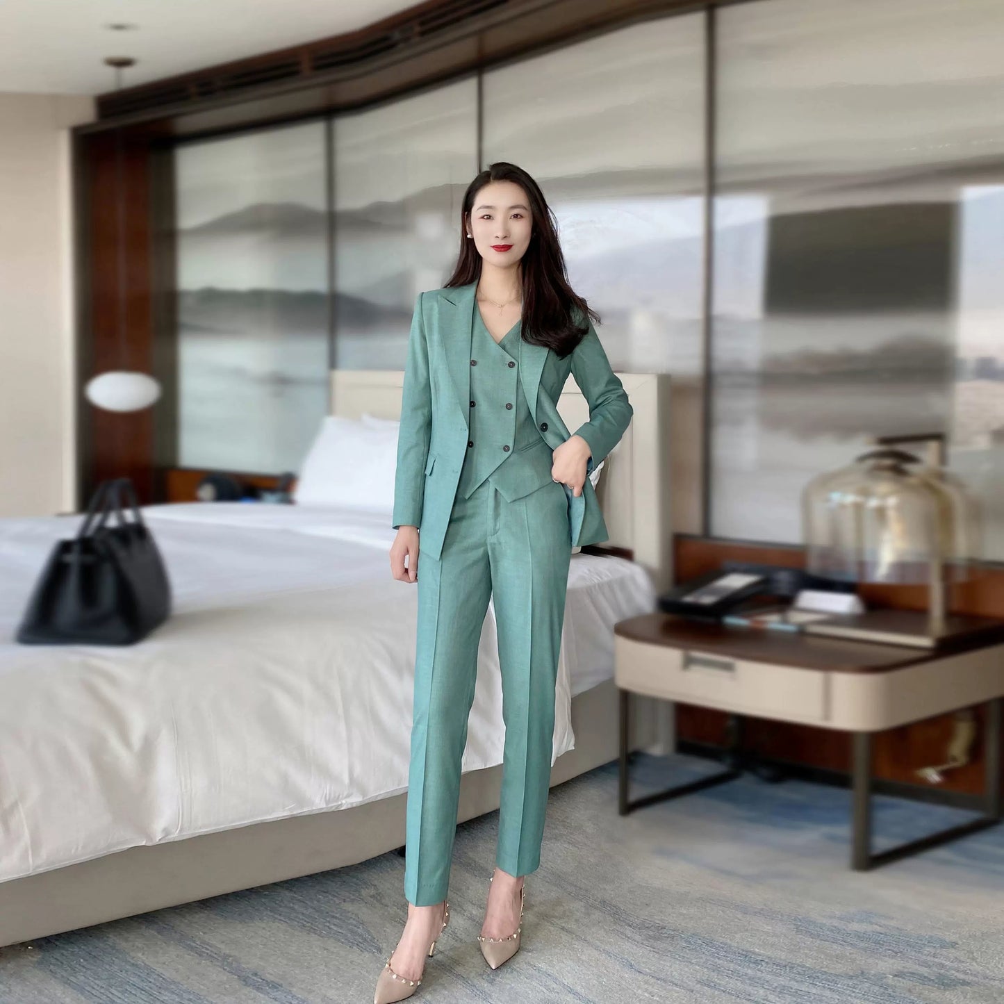 Elegant Green Women's 3-Piece Slim Fit Suit Set