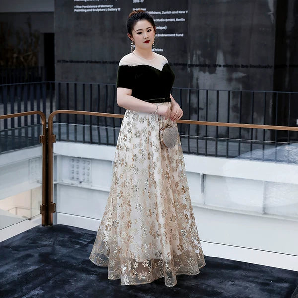 Elegant Velvet Evening Dress