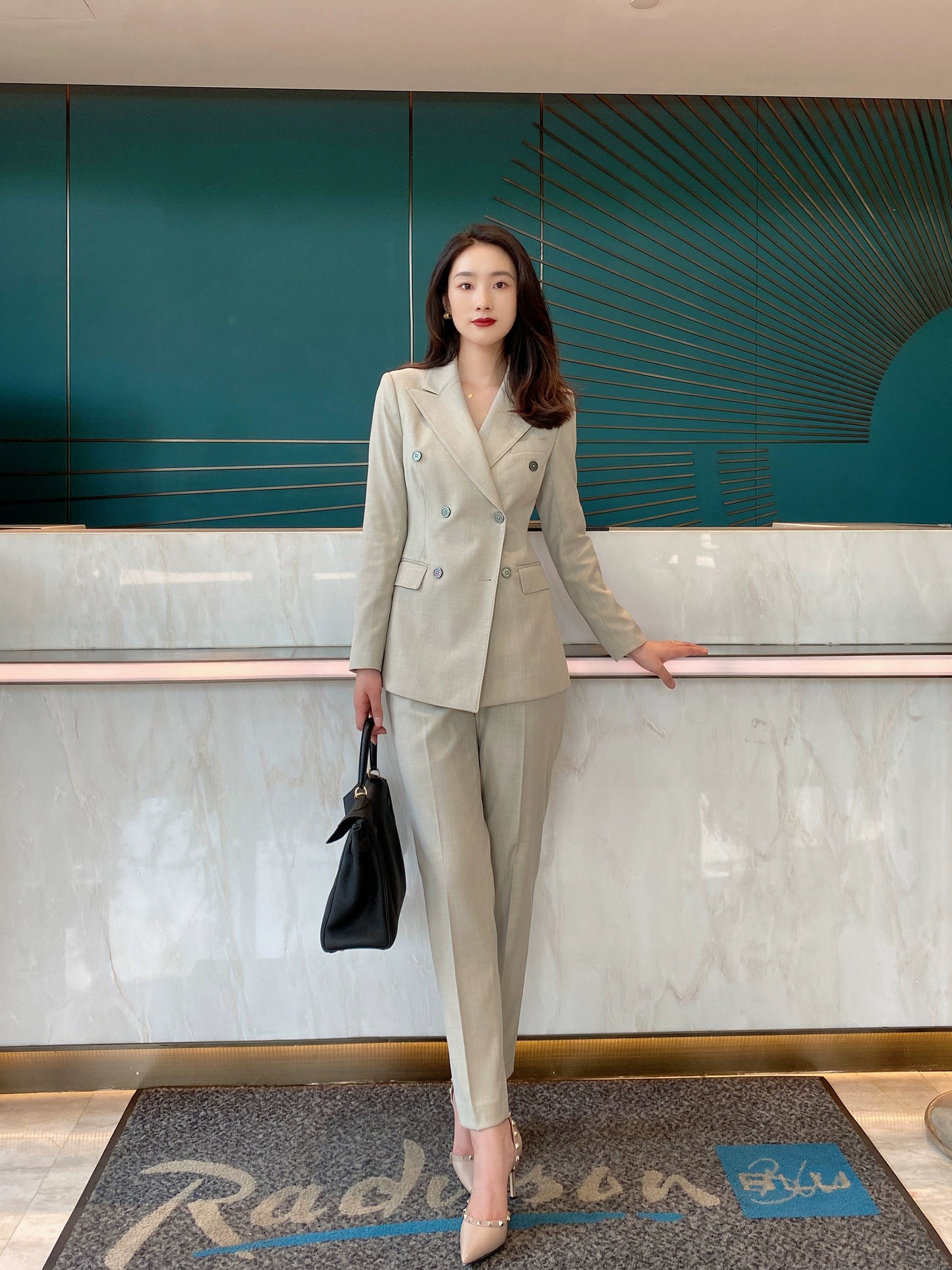 Autumn White Classic Women's Suit Set Tailored Jacket & Trousers