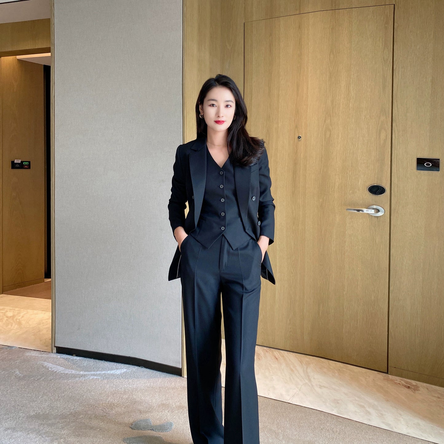 Elegant Black Women's 3‑Piece Classic Suit Set Tailored Office Attire