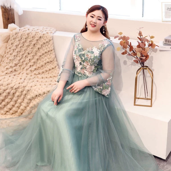 Elegant Green Evening Dress