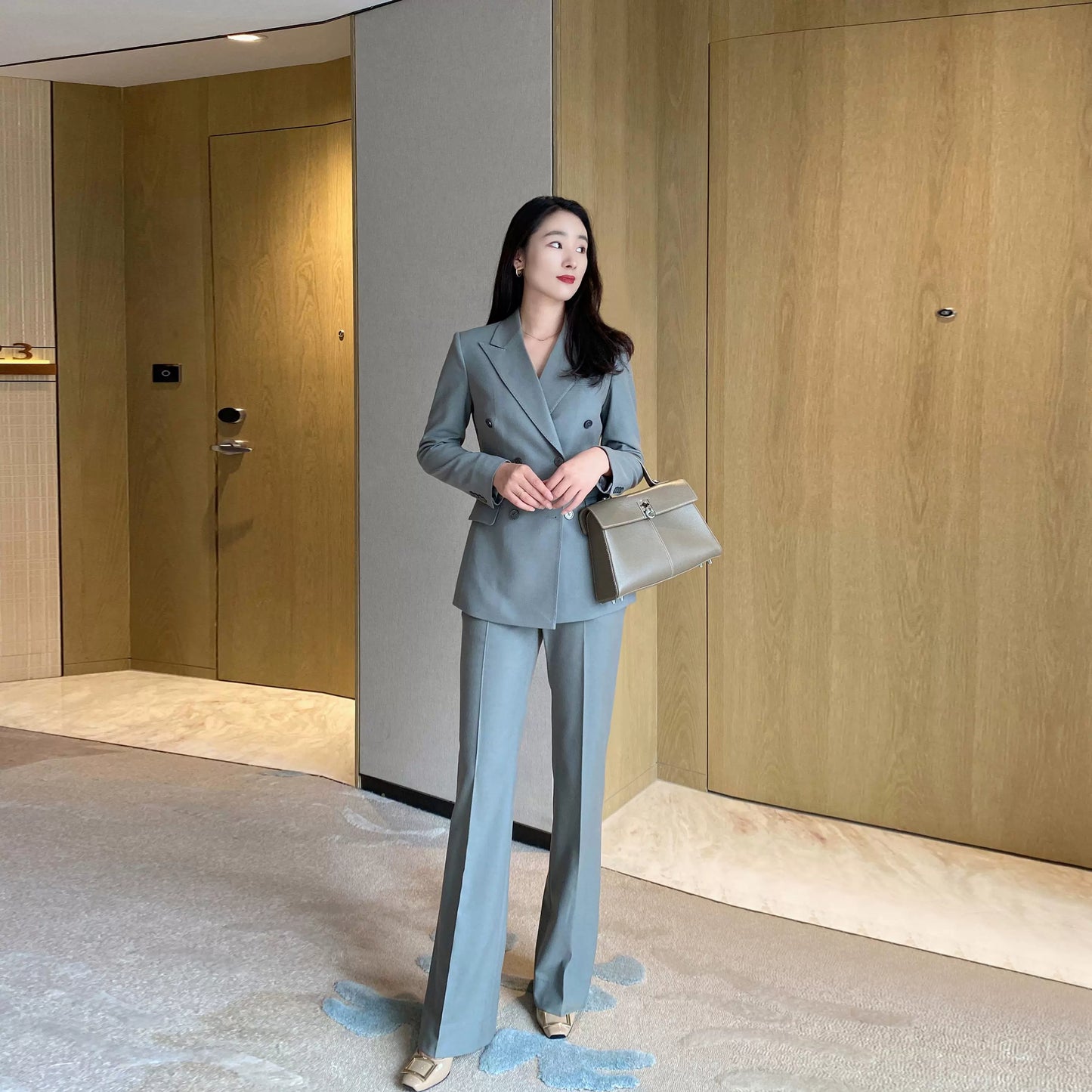 Warm Woolen Women's Suit Set - Slim Fit Elegant Design