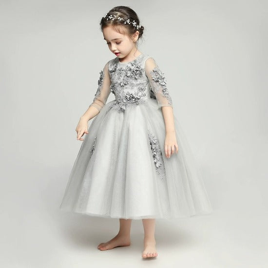 Elegant Long Sleeve Princess Wedding Dress for Piano Performance