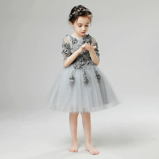 Elegant Long Sleeve Princess Wedding Dress for Piano Performance