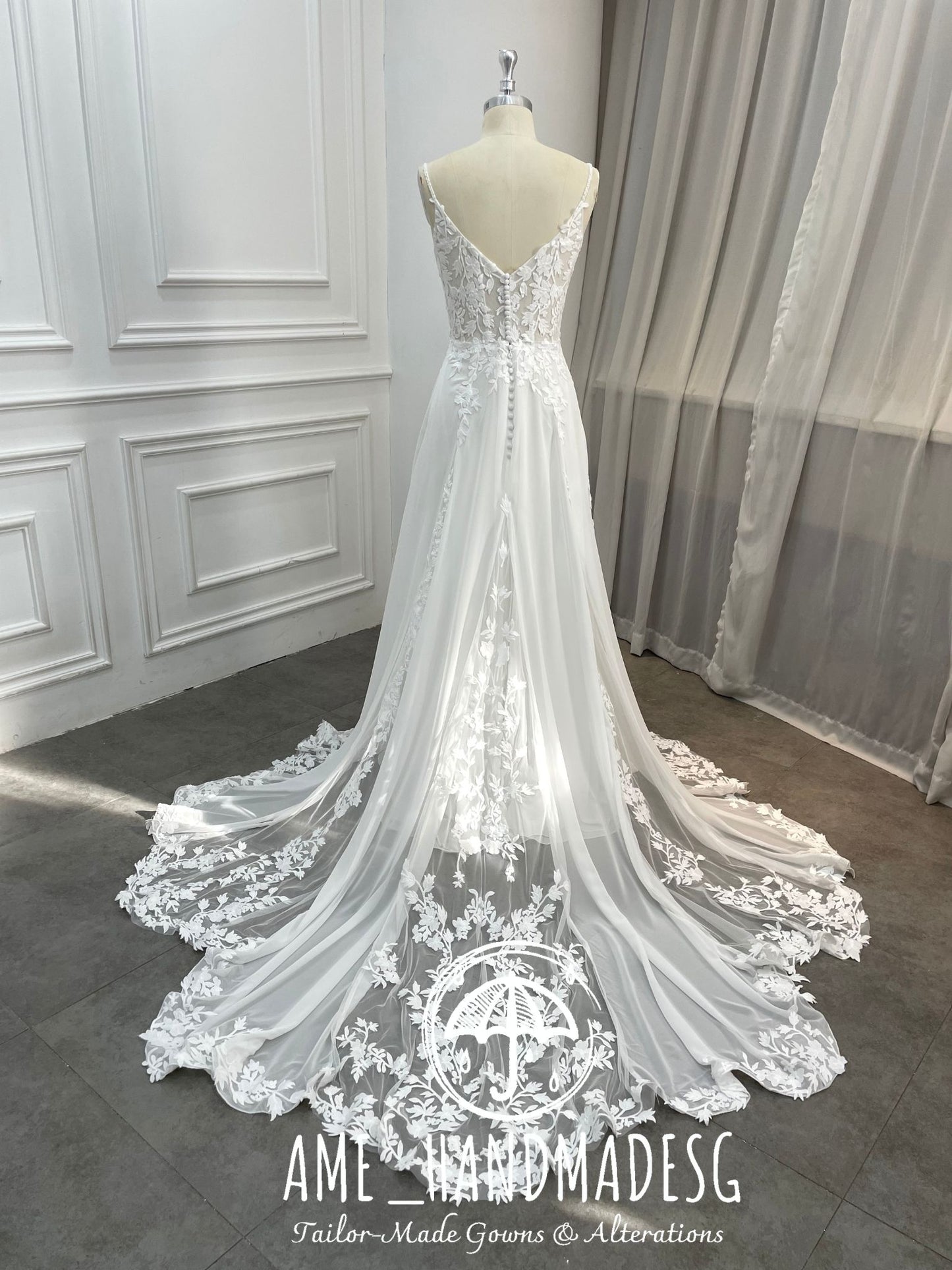 Ivory Whisper: A Modern Lace Gown with Effortless Grace