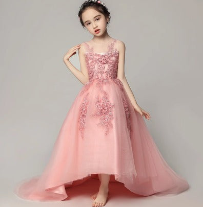 Exquisite Princess Wedding Dress: Noble Tulle Gown for Piano Performances