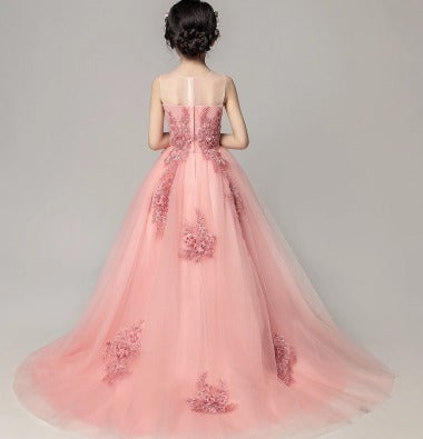 Exquisite Princess Wedding Dress: Noble Tulle Gown for Piano Performances