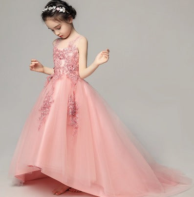 Exquisite Princess Wedding Dress: Noble Tulle Gown for Piano Performances