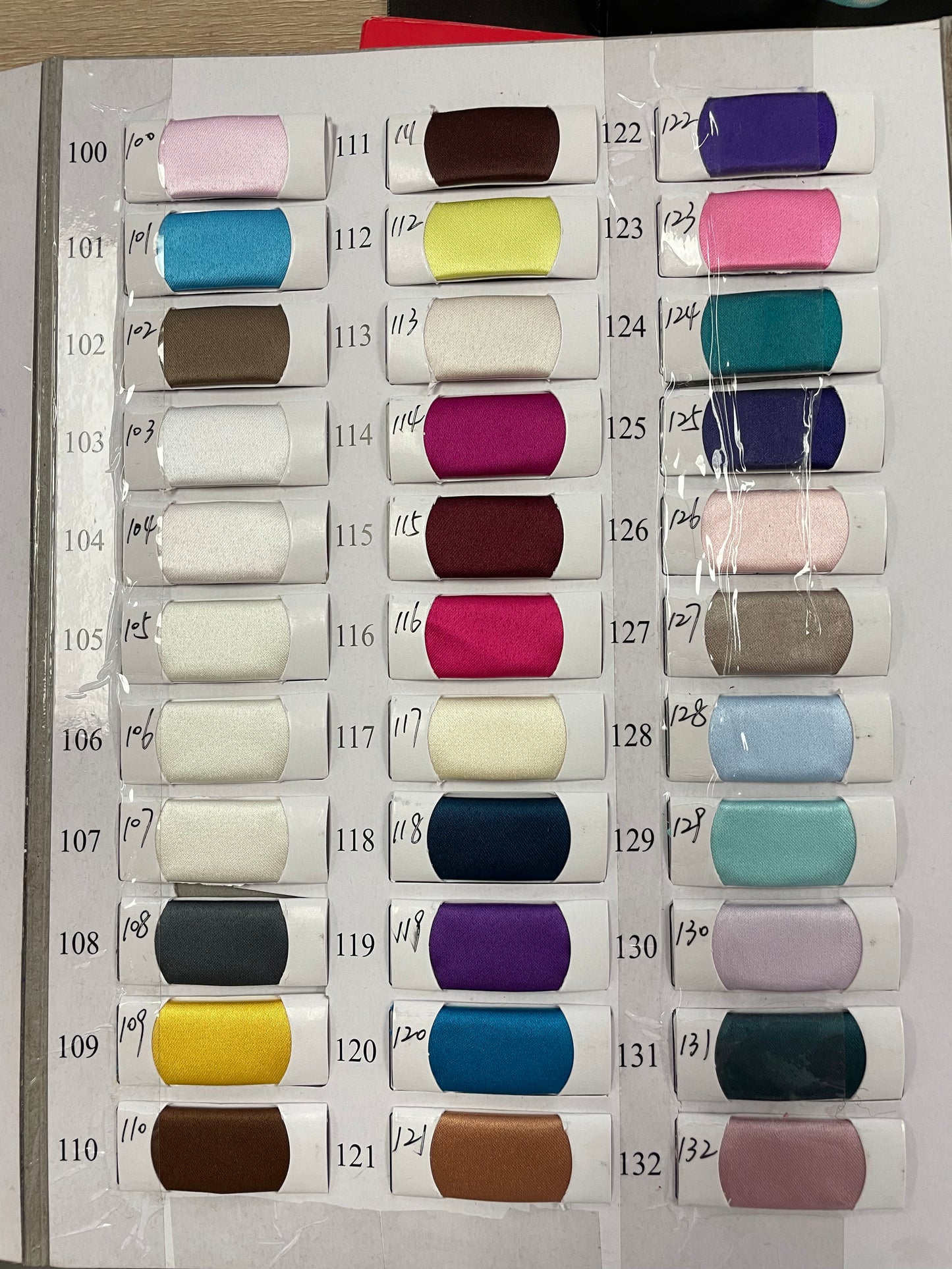 Satin stiff standart395