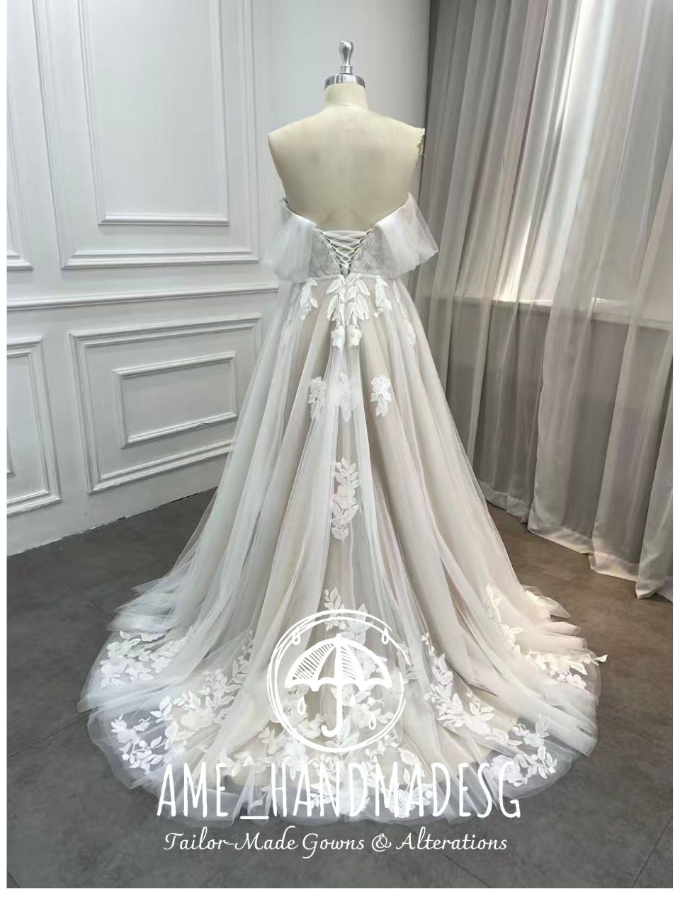 Ethereal Off-Shoulder Tulle Wedding Gown with Floral Lace Appliqué & Flowing Train