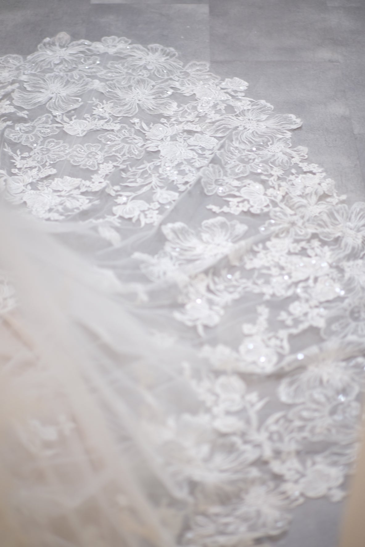 BG-WED-AME-10062 WEDDING GOWN LUX FABRIC, FULL FABRIC LACE SIZE S BUST 80-84 WAIST 66-68 HIPS 96