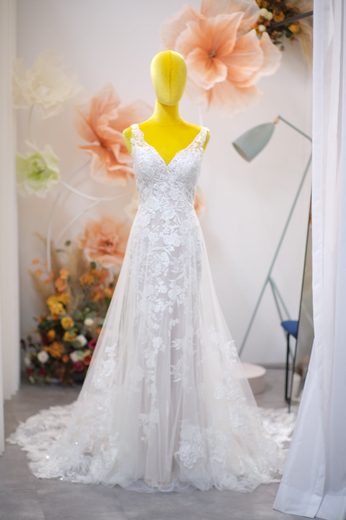 BG-WED-AME-10062 WEDDING GOWN LUX FABRIC, FULL FABRIC LACE SIZE S BUST 80-84 WAIST 66-68 HIPS 96