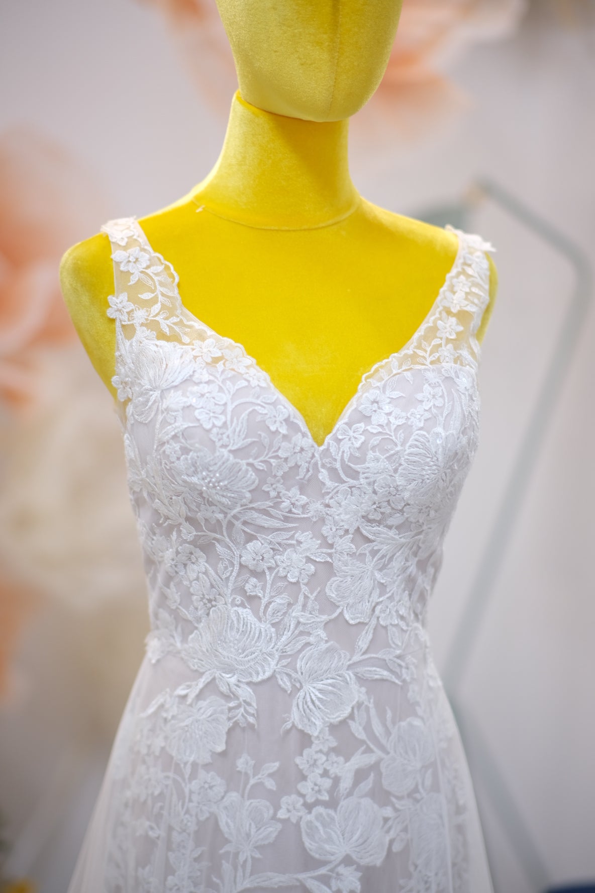 BG-WED-AME-10062 WEDDING GOWN LUX FABRIC, FULL FABRIC LACE SIZE S BUST 80-84 WAIST 66-68 HIPS 96