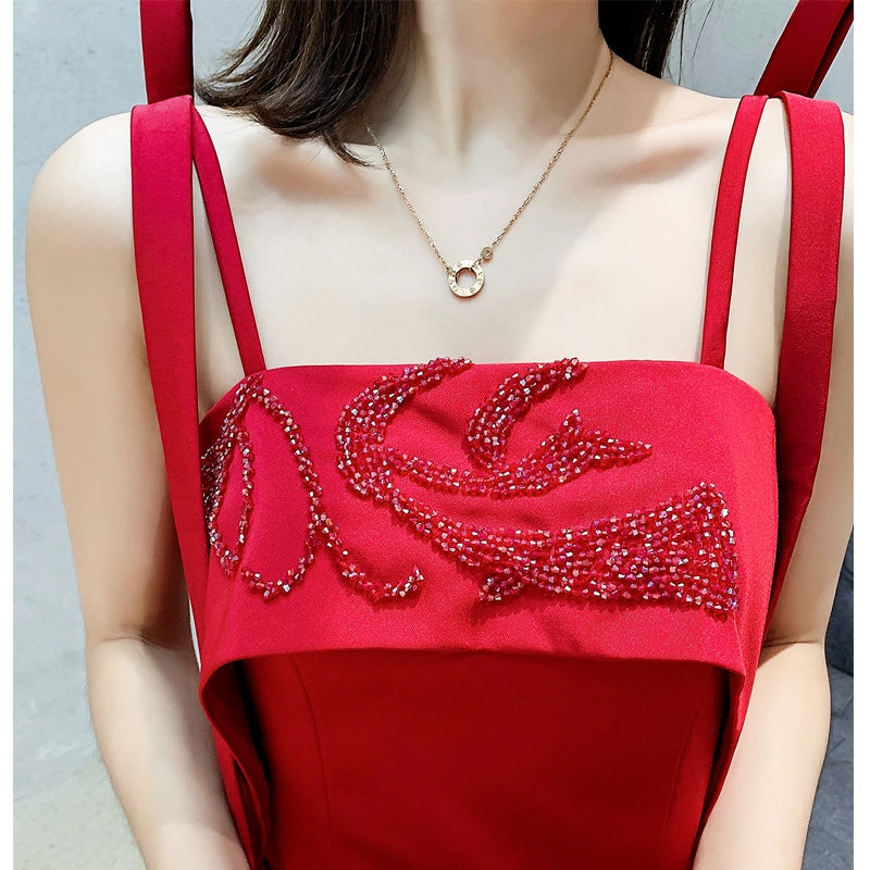 Tribute bride new long red wedding dress dress elegant sexy sling thin thank you banquet girl.