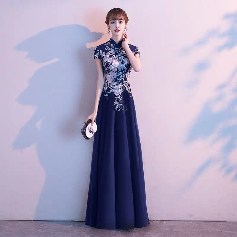 Banquet evening dress female 2019 new noble host fishtail slim high-end Chinese temperament cheongsam dress