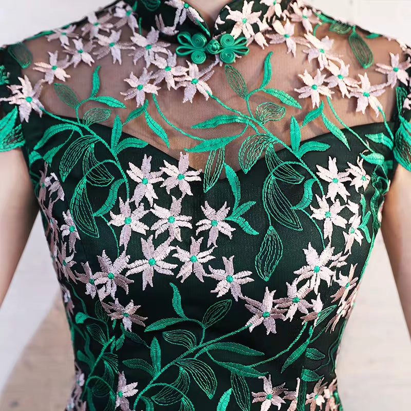 Maiden cheongsam dress 2020 new bone-cut short sexy body building fashion modern young modified
