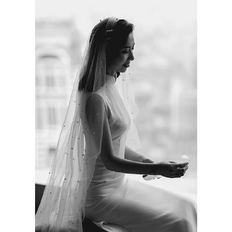 Civil flag robe wedding dress temperament satin simple simple light bride wedding engagement brigade shoot Chinese welcome dress